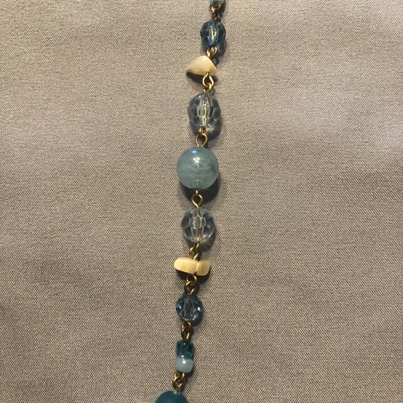 NY & Co Goldtone Necklace NEW - Picture 3 of 4